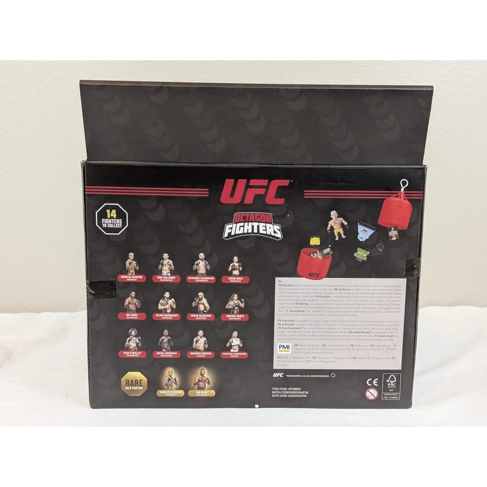 UFC Octagon Fighters Display Case & 8 SEALED Blind Pack Figure MMA Fighting 2025